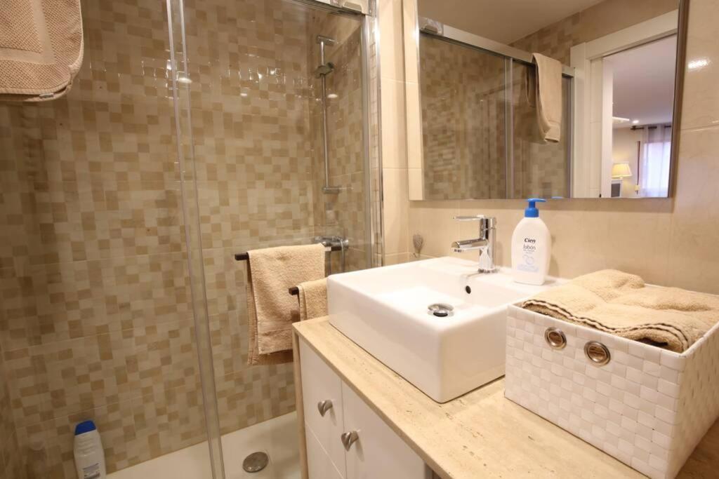 Apartamento Oviedo Las Palomas Εξωτερικό φωτογραφία